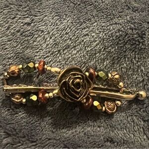 Lilla Rose Beaded, Rose Center, Silver Tone, Hair Clip, excellent condition